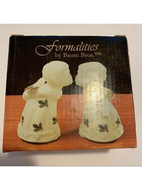 FORMALITIES Salt Pepper Set Angels Ivory Gold Vintage